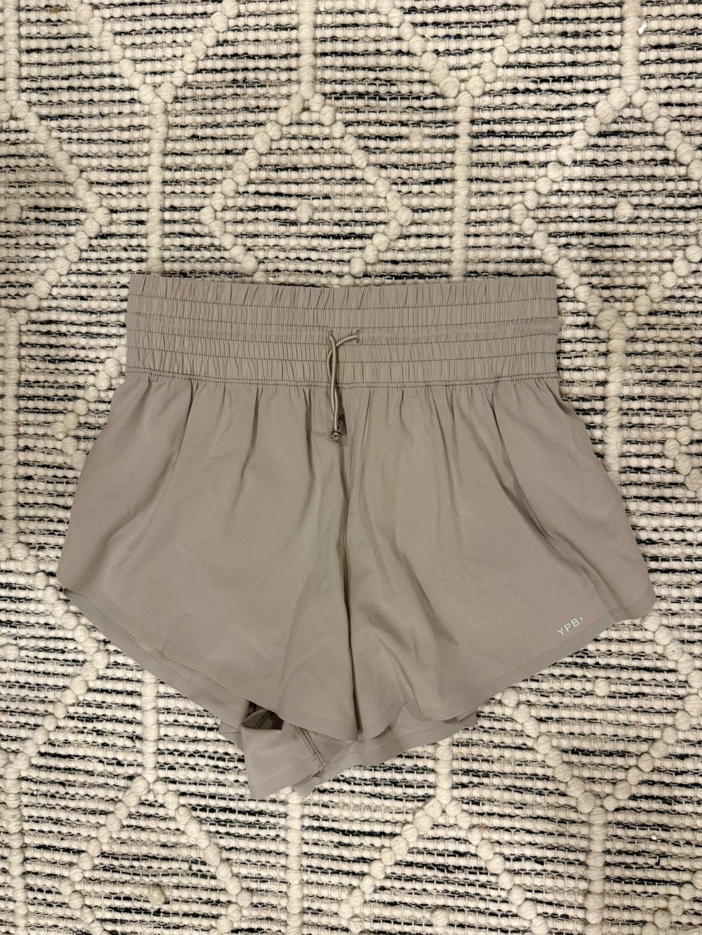 Abercrombie & Fitch YPB motionTEK Lined Flyaway Short